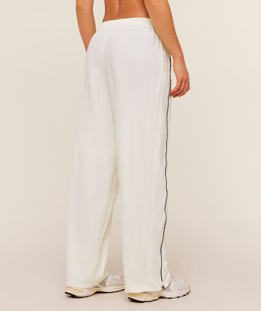 To From Pants - US 0571