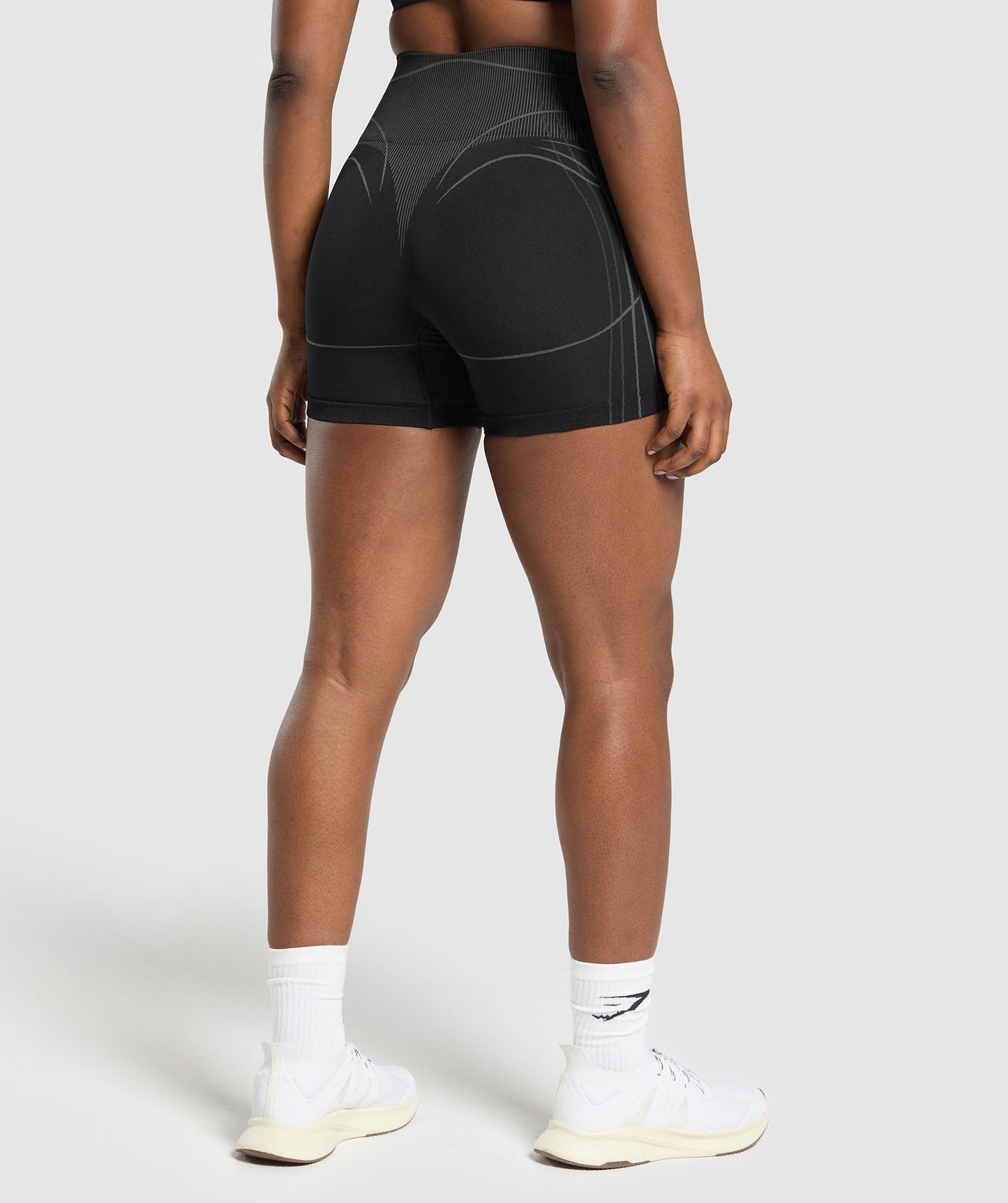 Apex Seamless Tank - US 6917