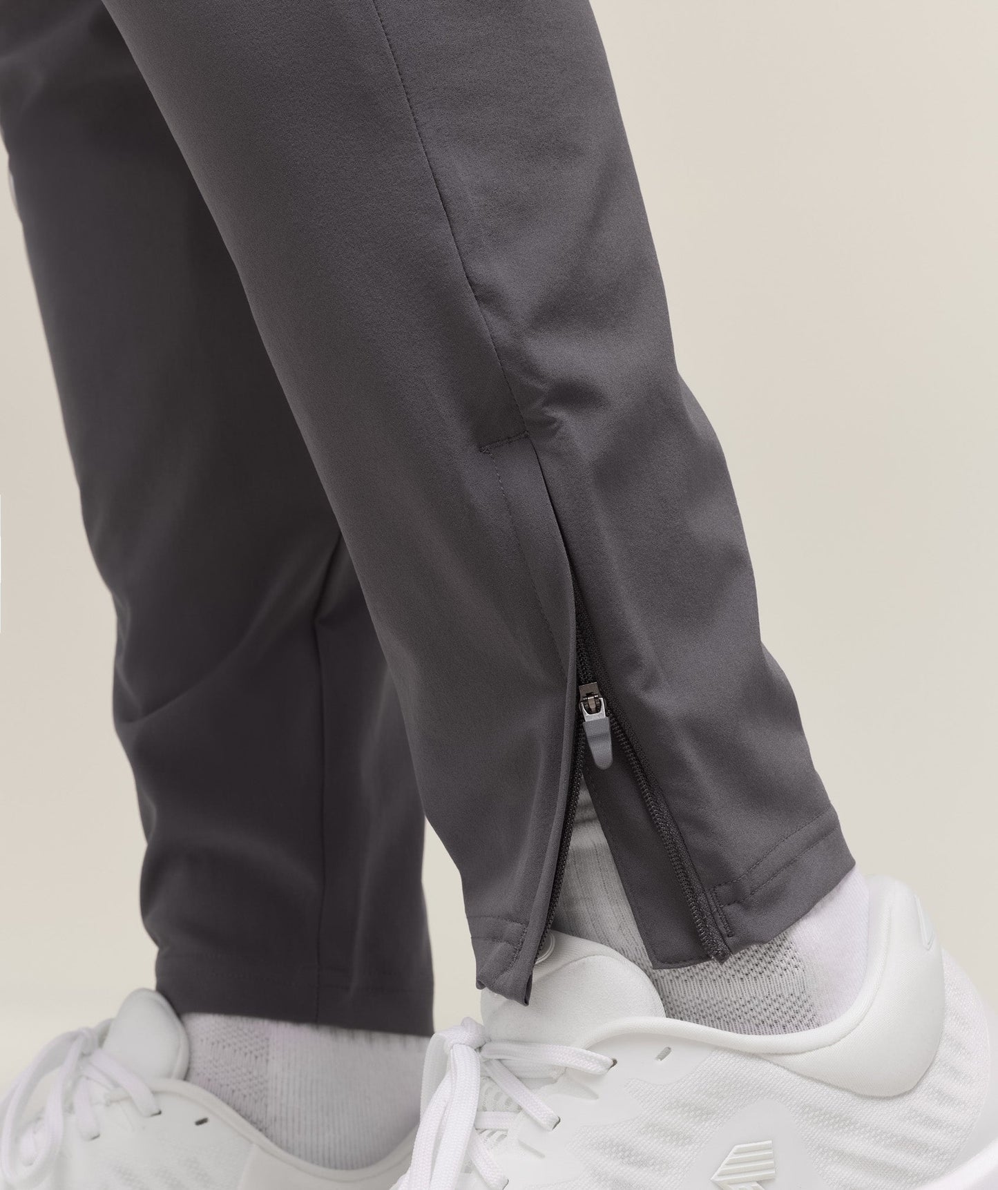 Arrival Joggers - US 5863