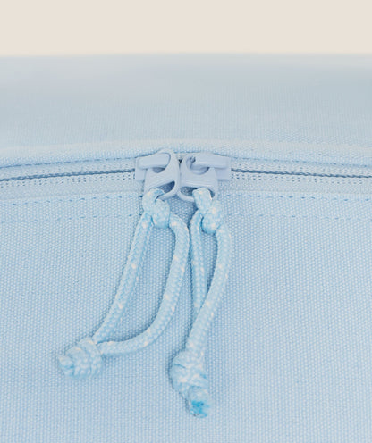 Logo Duffle Bag - US 8496
