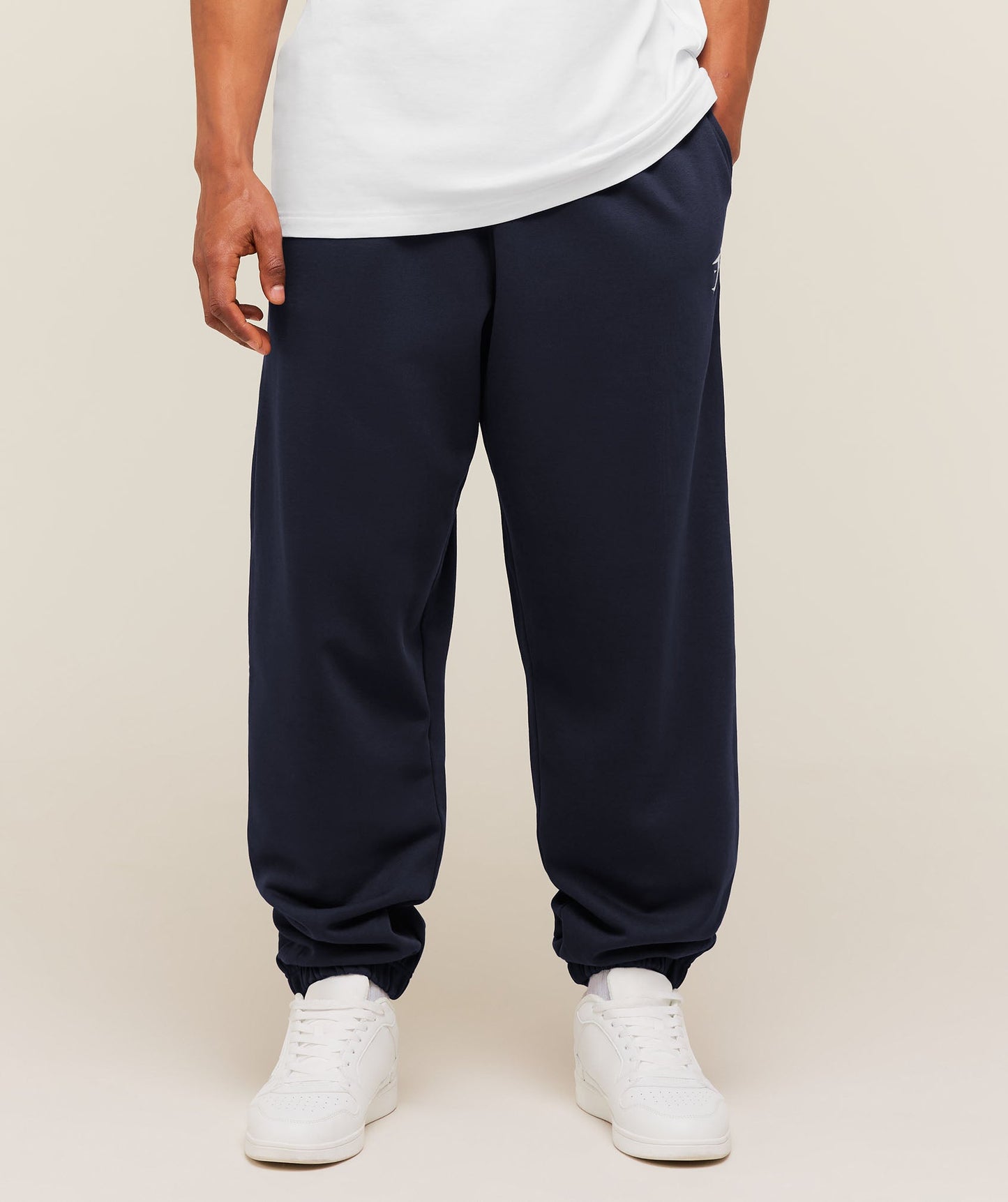 Crest Oversized Joggers - US 2954