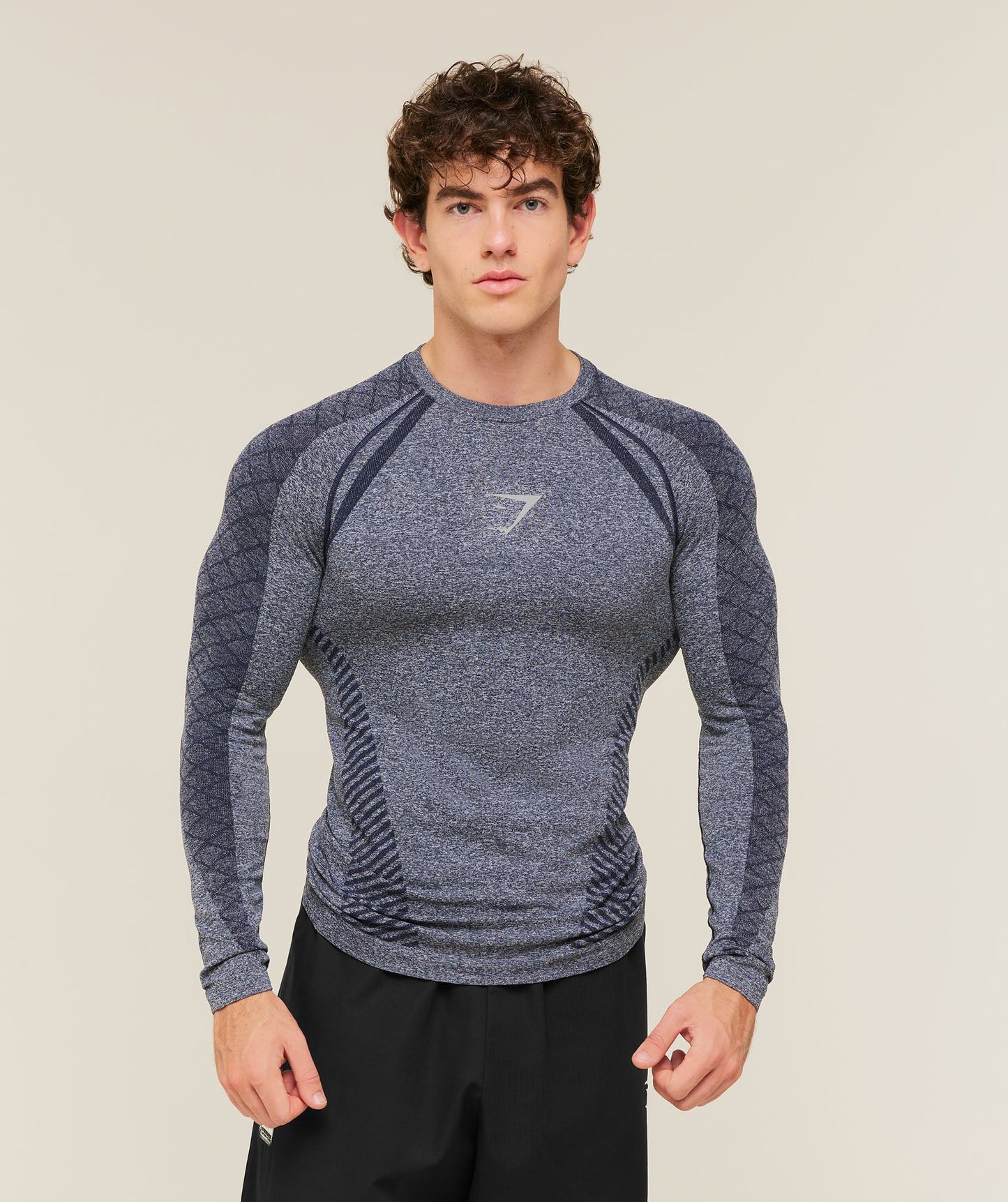 Devant Seamless Long Sleeve T-Shirt - US 6800