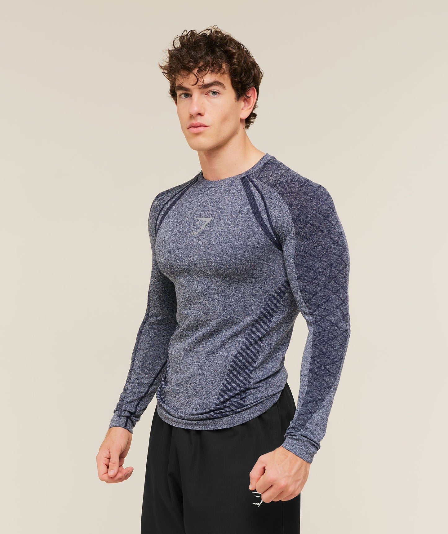 Devant Seamless Long Sleeve T-Shirt - US 6800