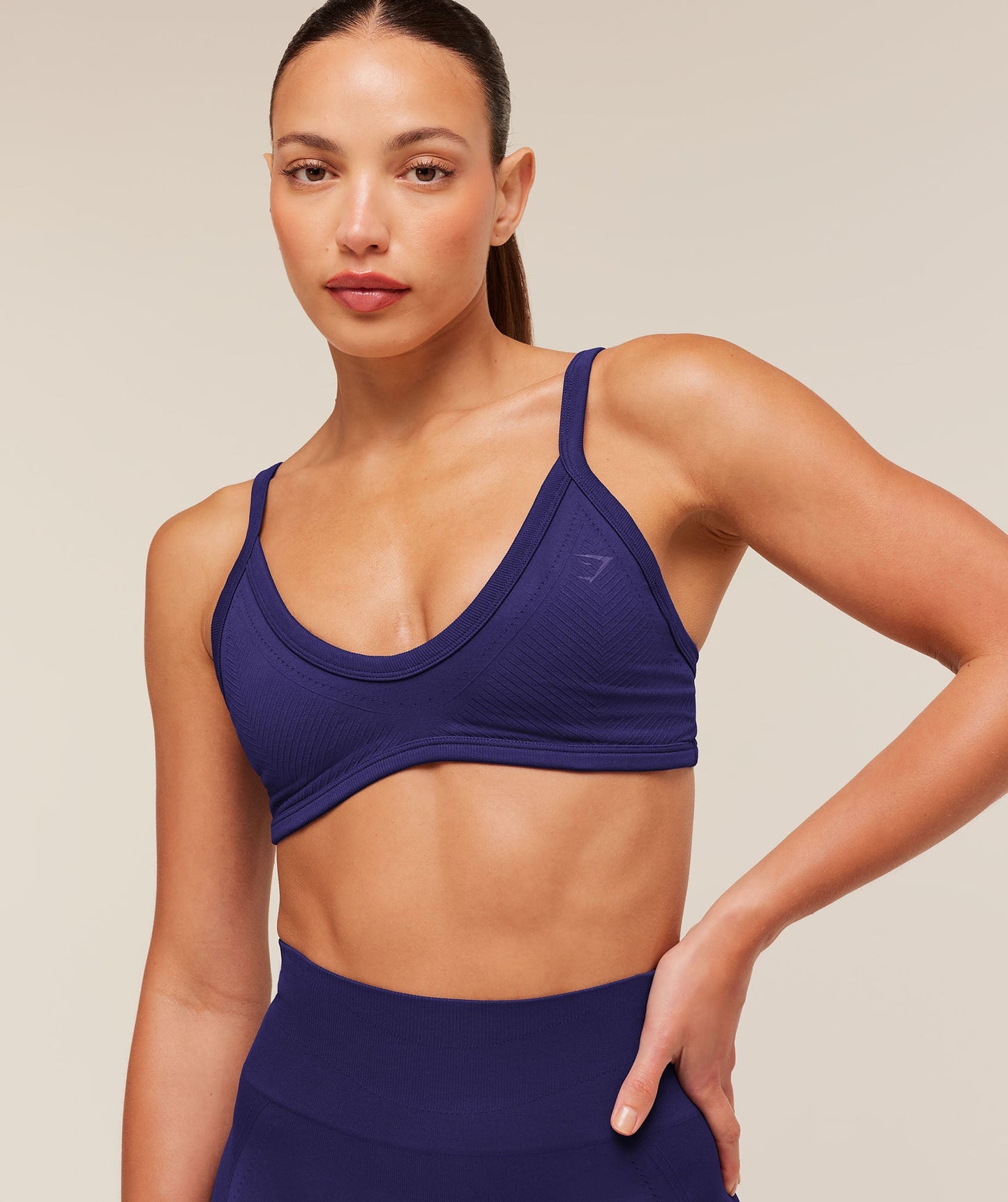 Energise Seamless Sports Bra - US 6189
