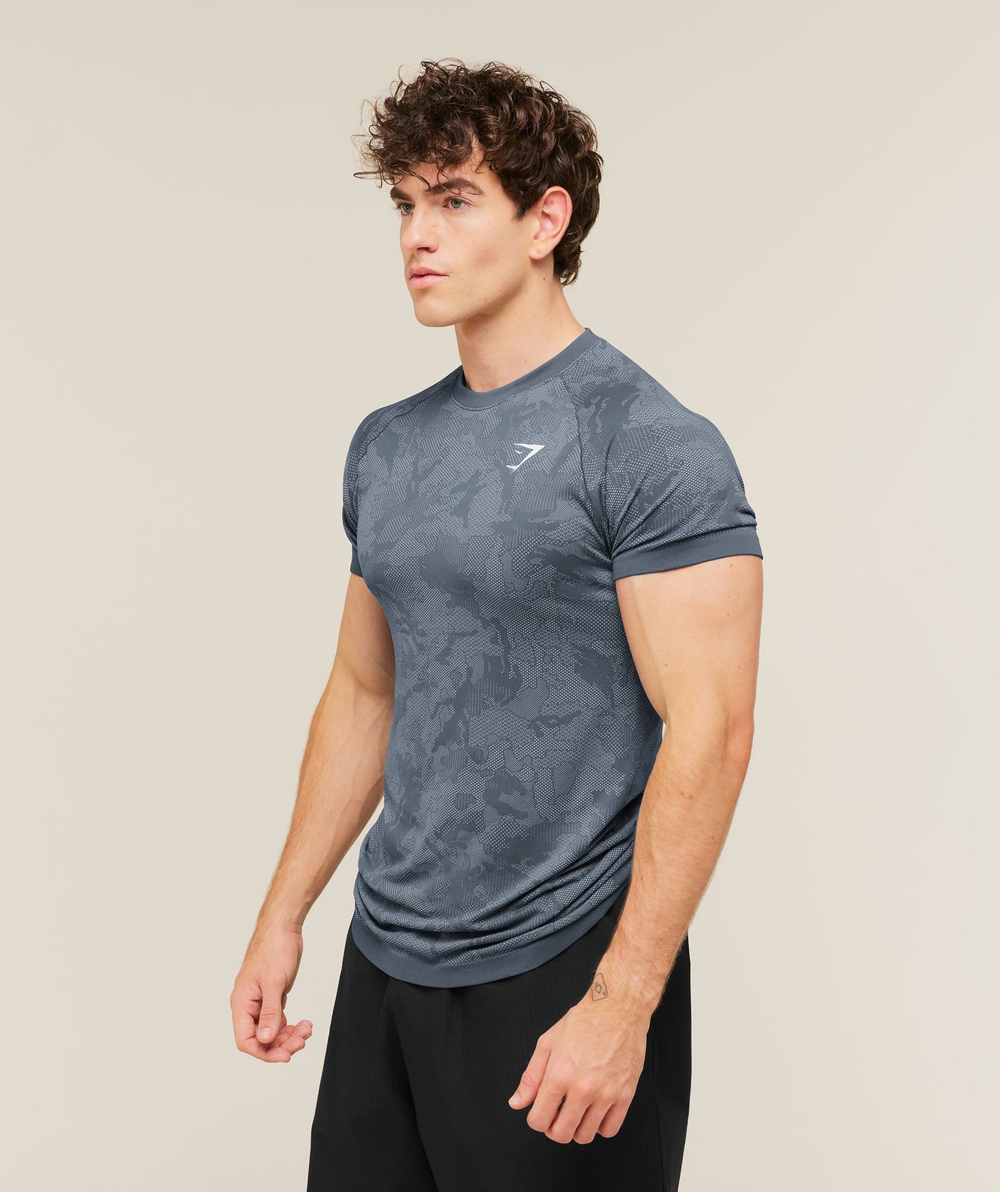Geo Seamless T-Shirt - US 7756