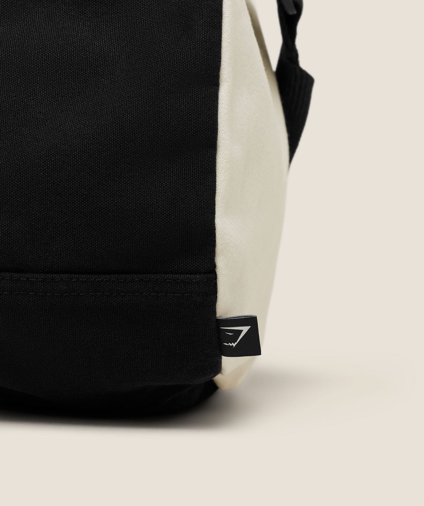 Gymshark Essentials Duffle Bag - US 0837