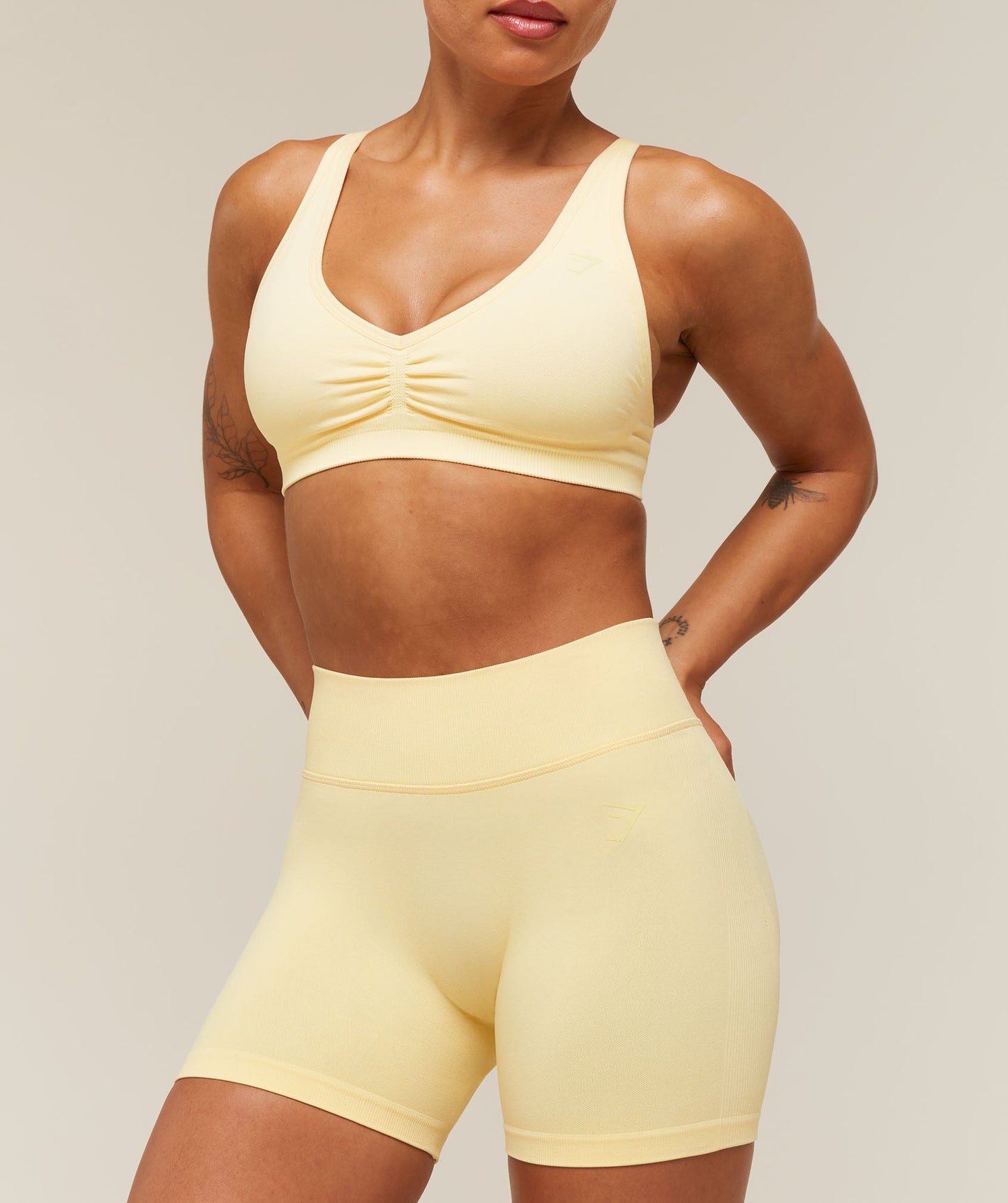 Lift Seamless 2.0 Mid-Rise Shorts - US 9684