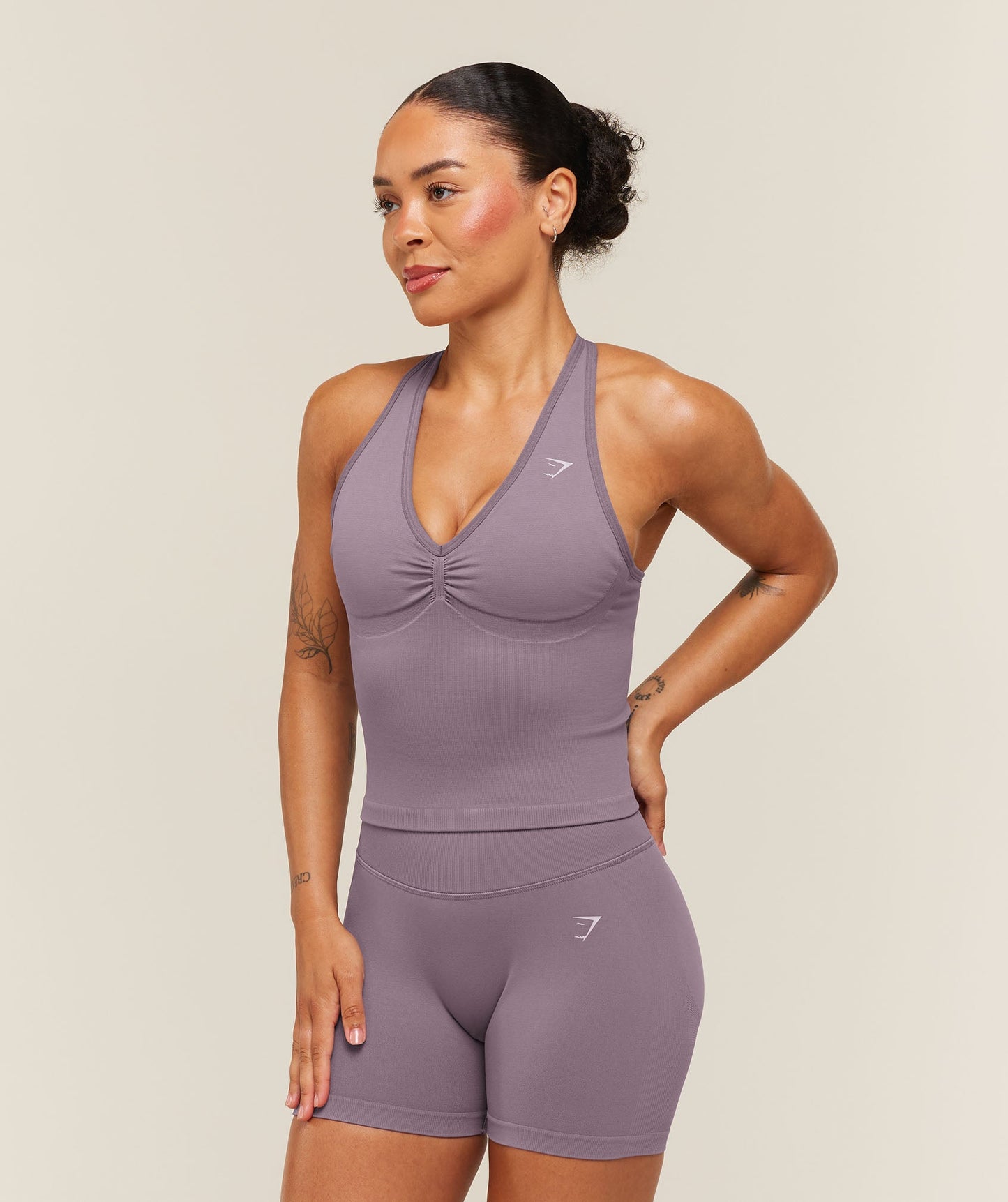 Lift Seamless Tank with Shelf - US 4179