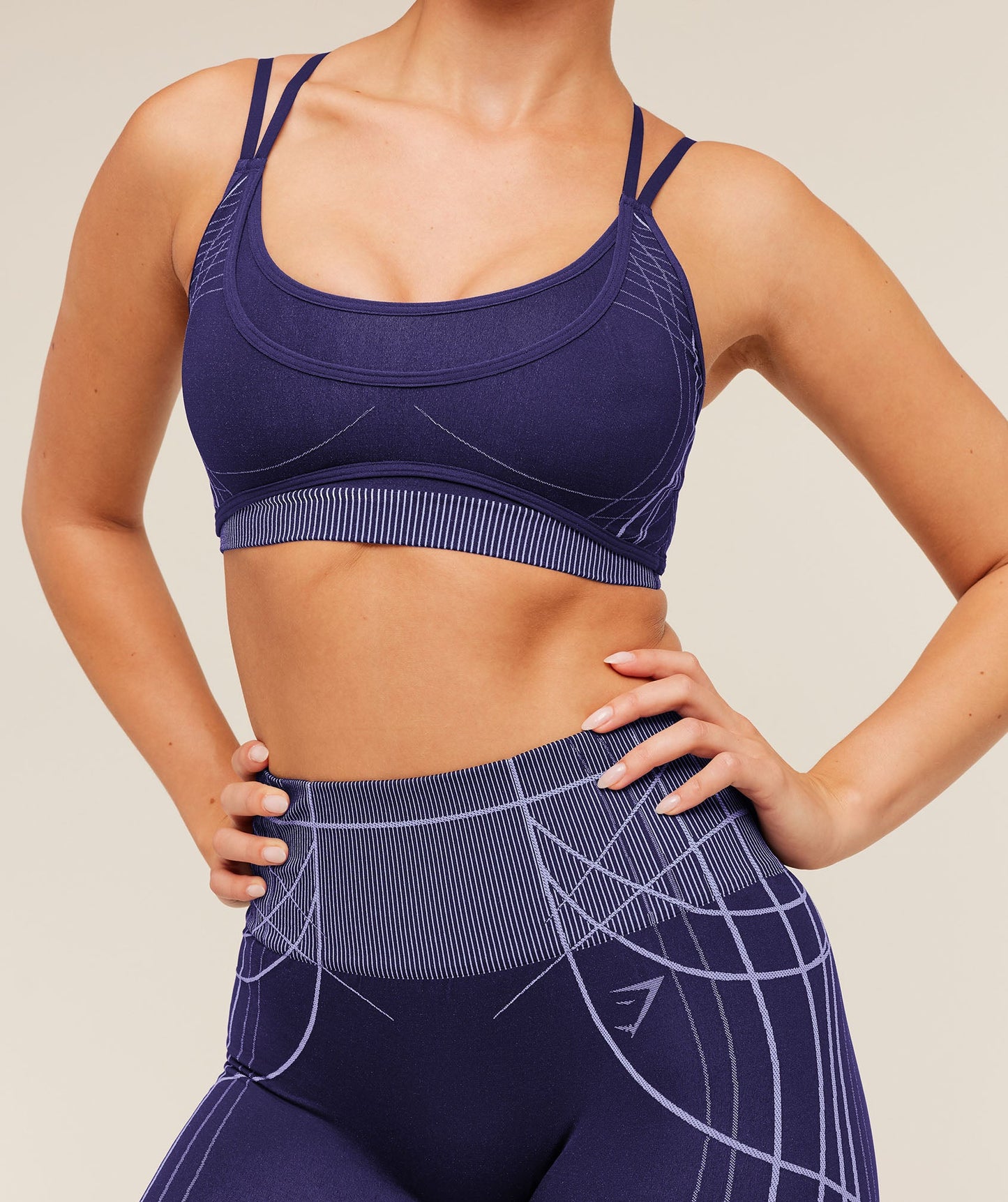 Apex Seamless Strappy Sports Bra - US 2245
