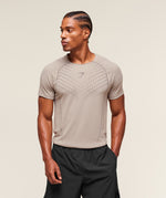 Apex Seamless T-Shirt - US 5744