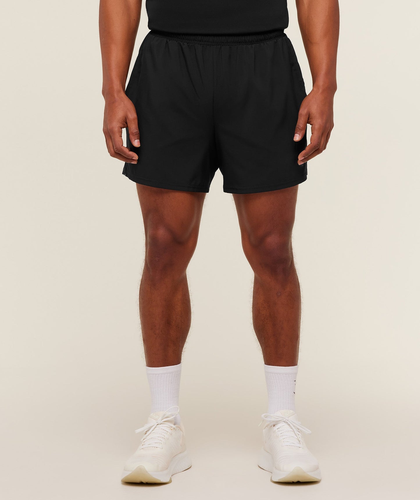 Arrival Contrast Shorts - US 6986