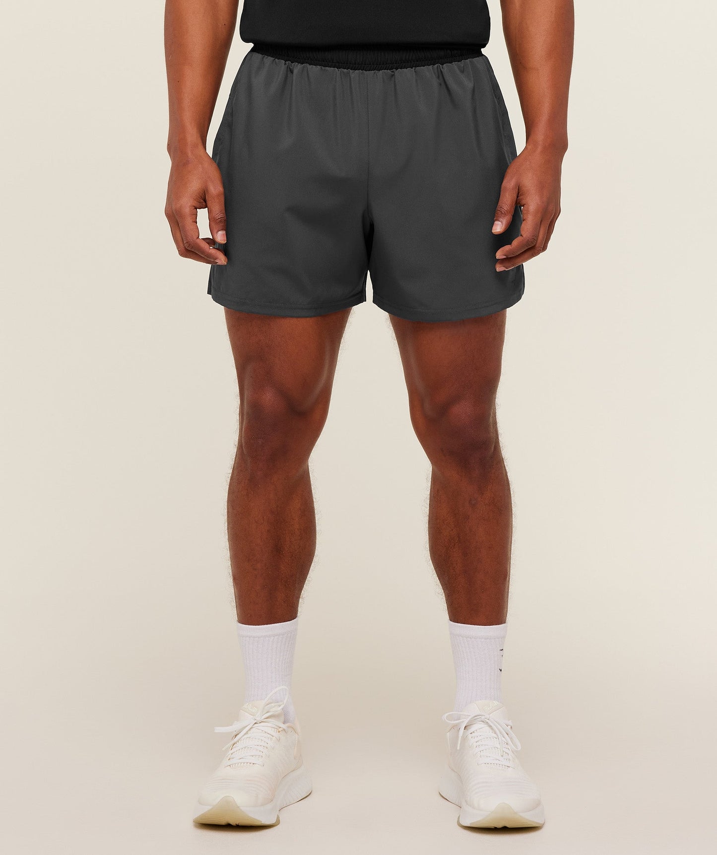 Arrival Contrast Shorts - US 6059
