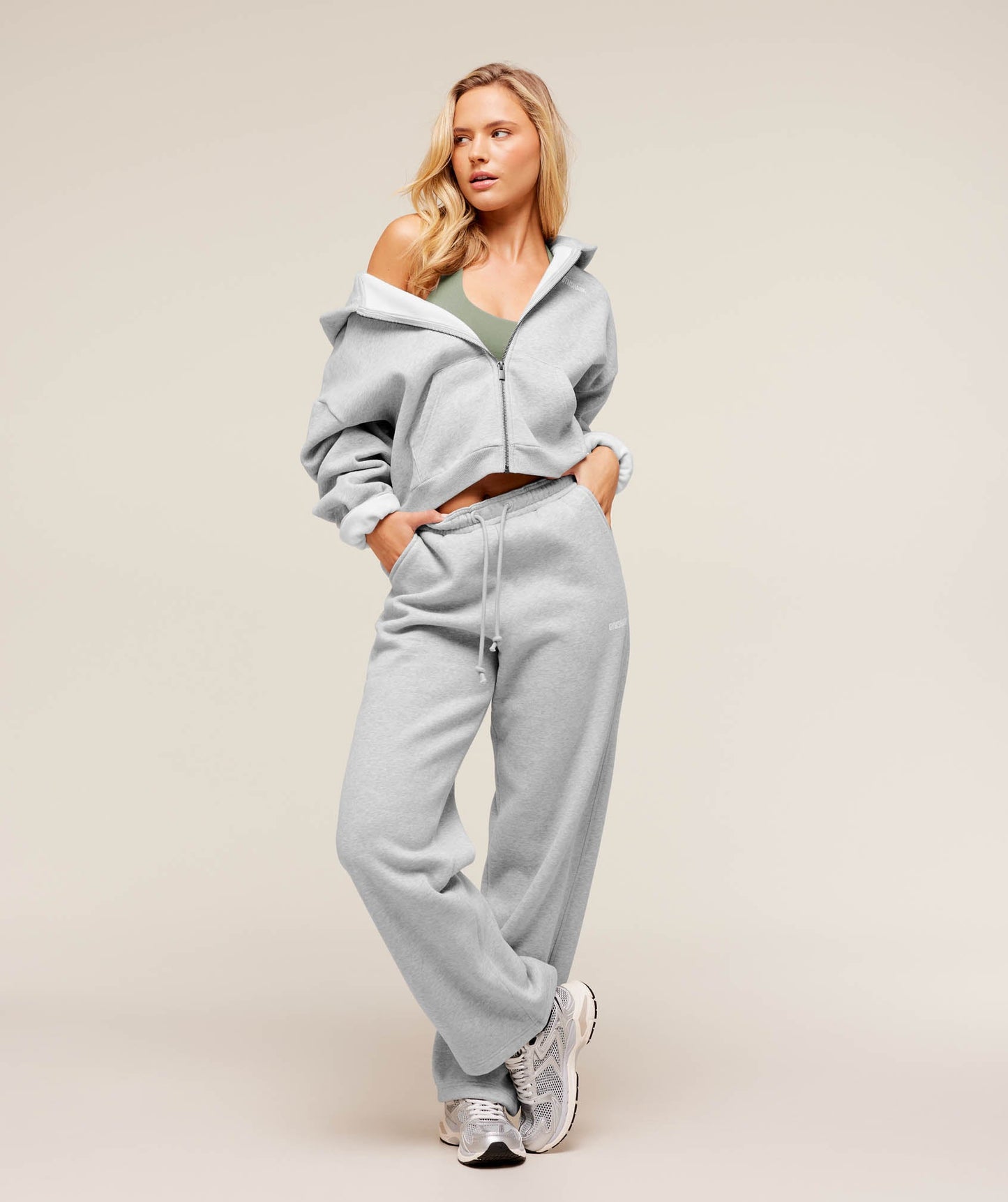 Cosy Luxe Zip Through Hoodie - US 0772