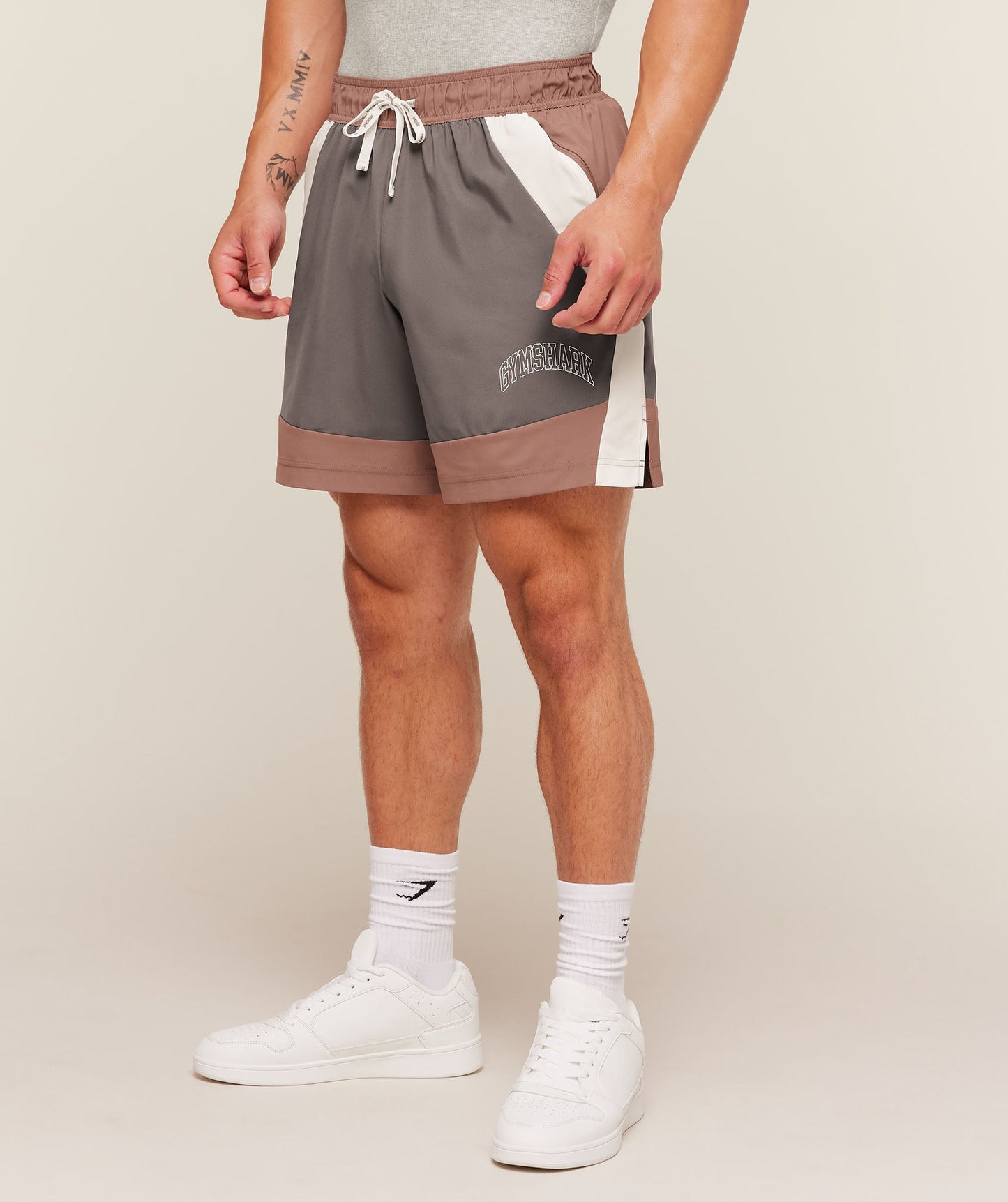 Collegiate Tech Shorts - US 8279