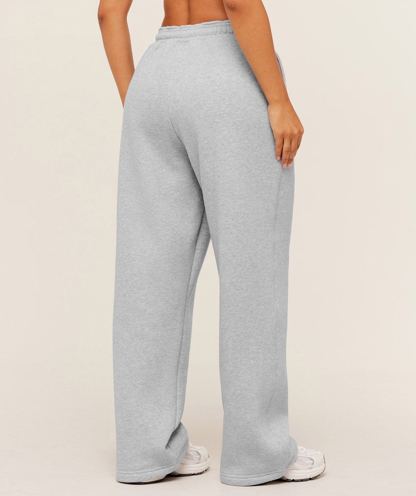 Cosy Luxe Straight Leg Short Joggers - US 3272