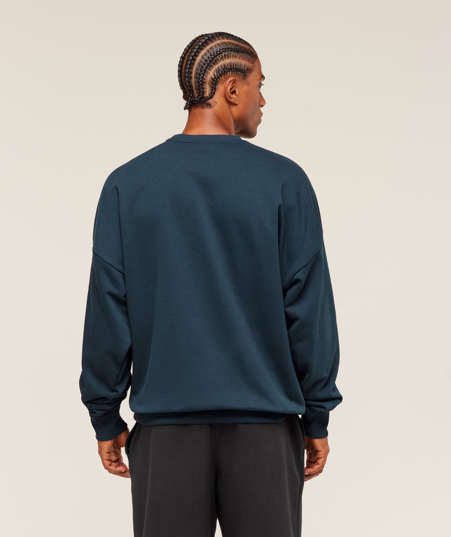 Oversized Crest Crew - US 9490