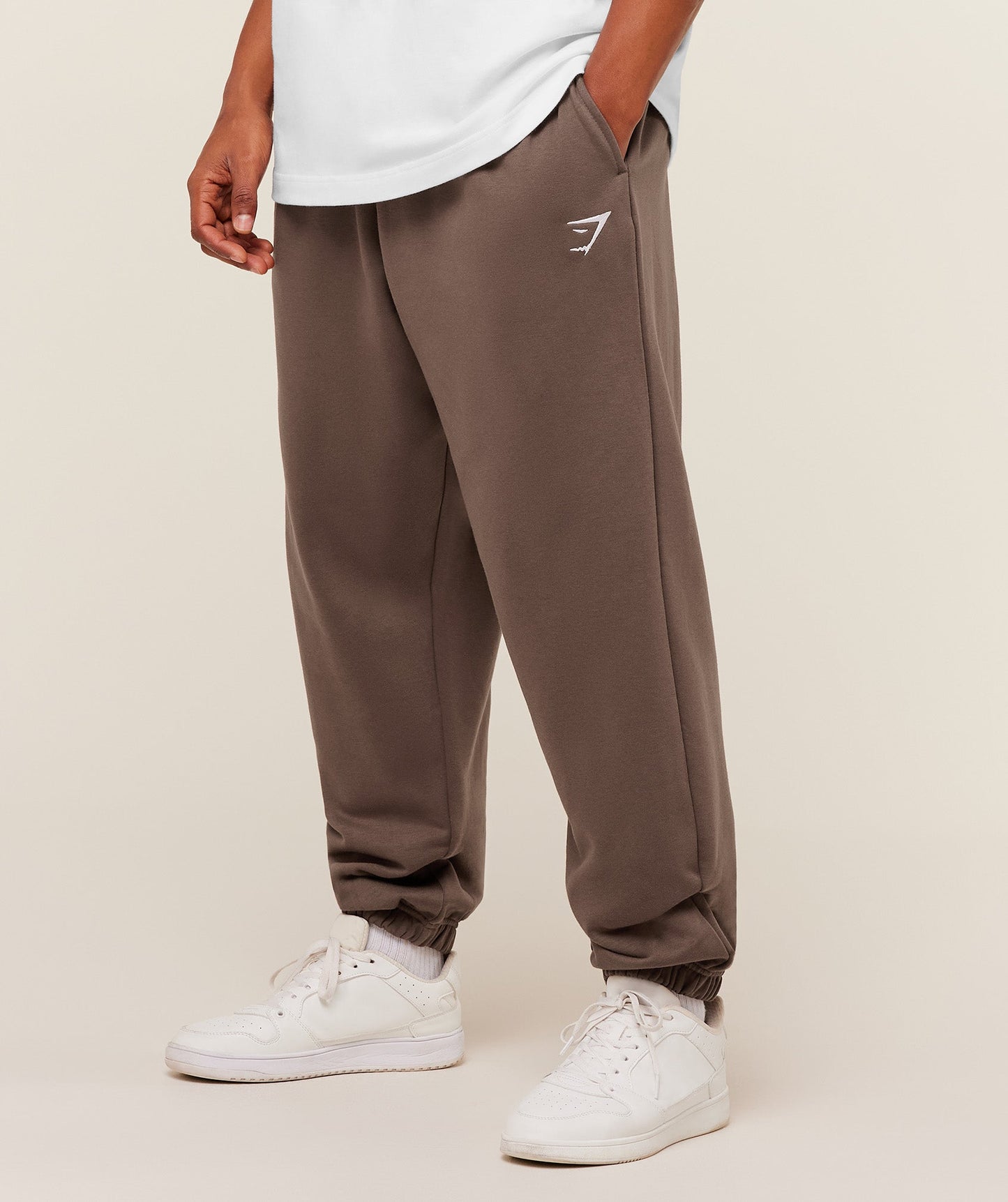 Crest Oversized Joggers - US 9225