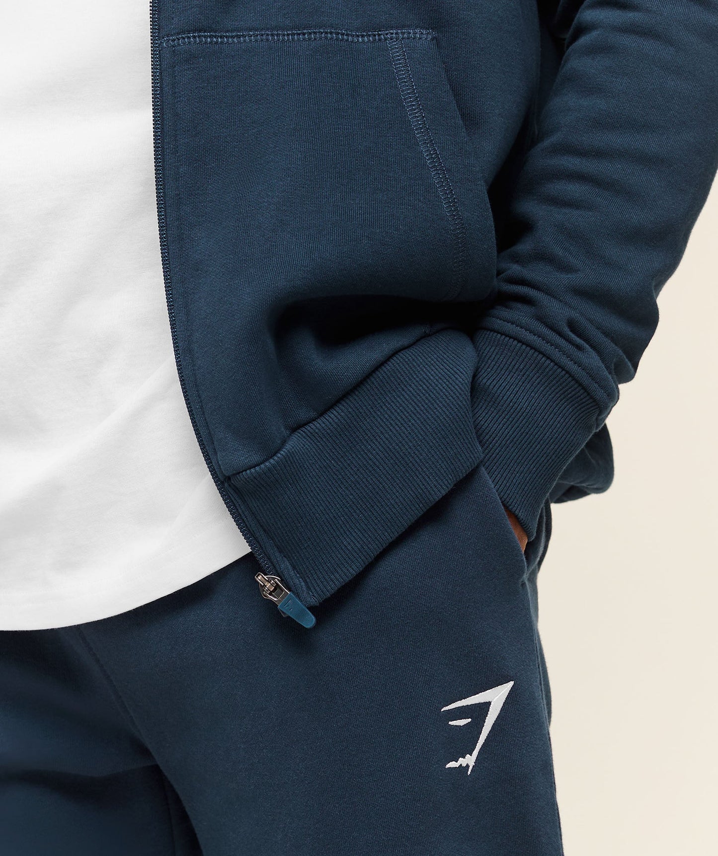 Crest Joggers - US 9571