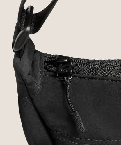 Pleat Crossbody - US 0672
