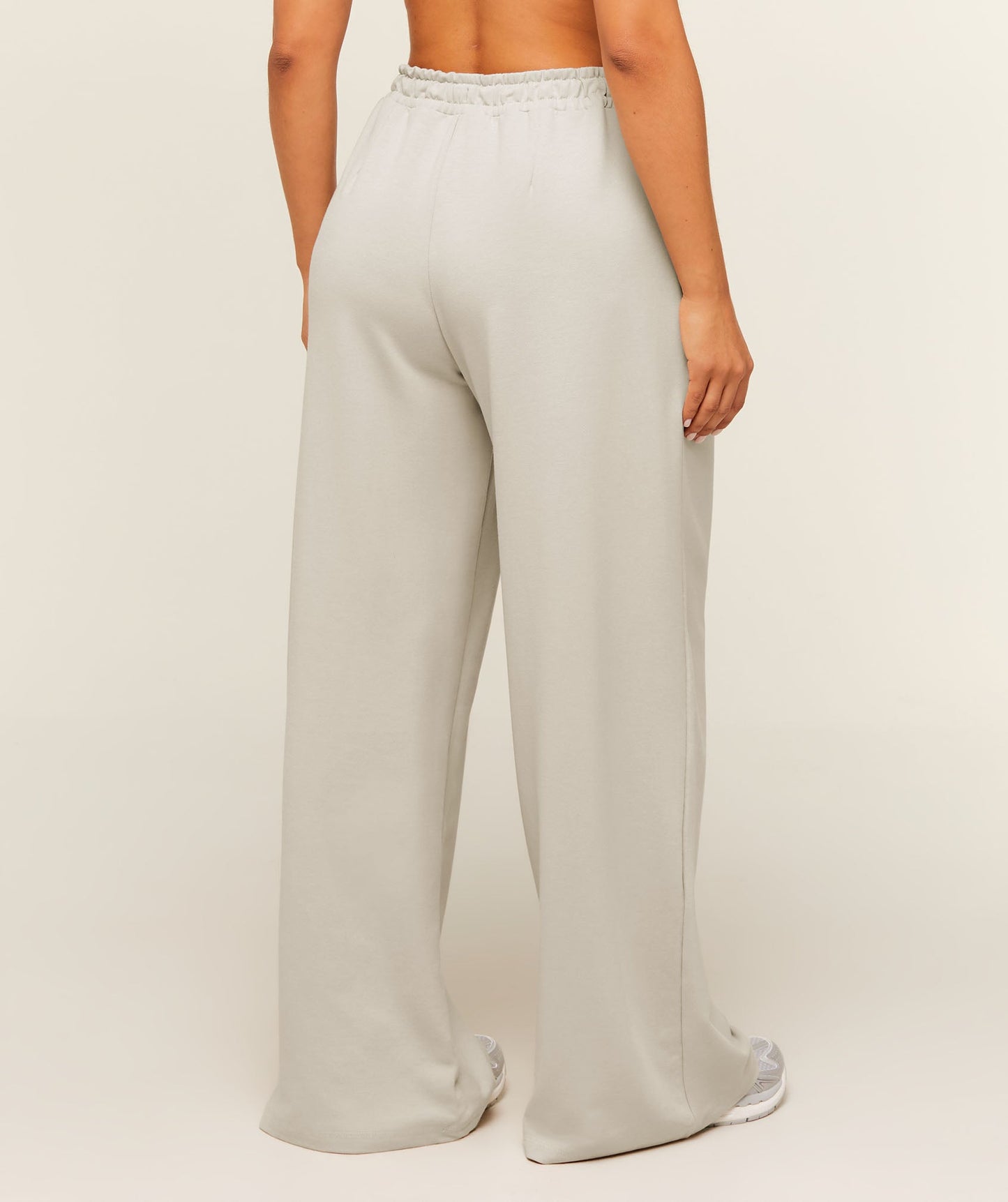 Lightweight Wide Leg Pant Short - US 7082