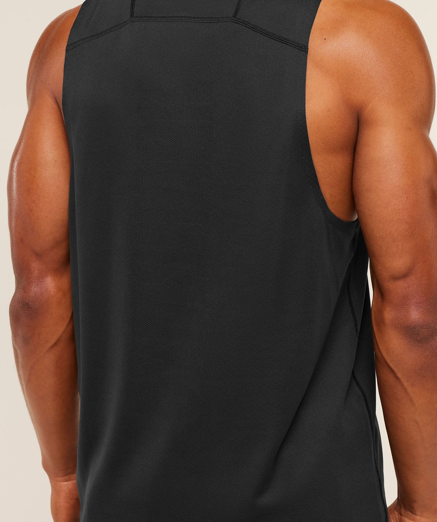 Hybrid Engineered Jacquard Tank - US 7126
