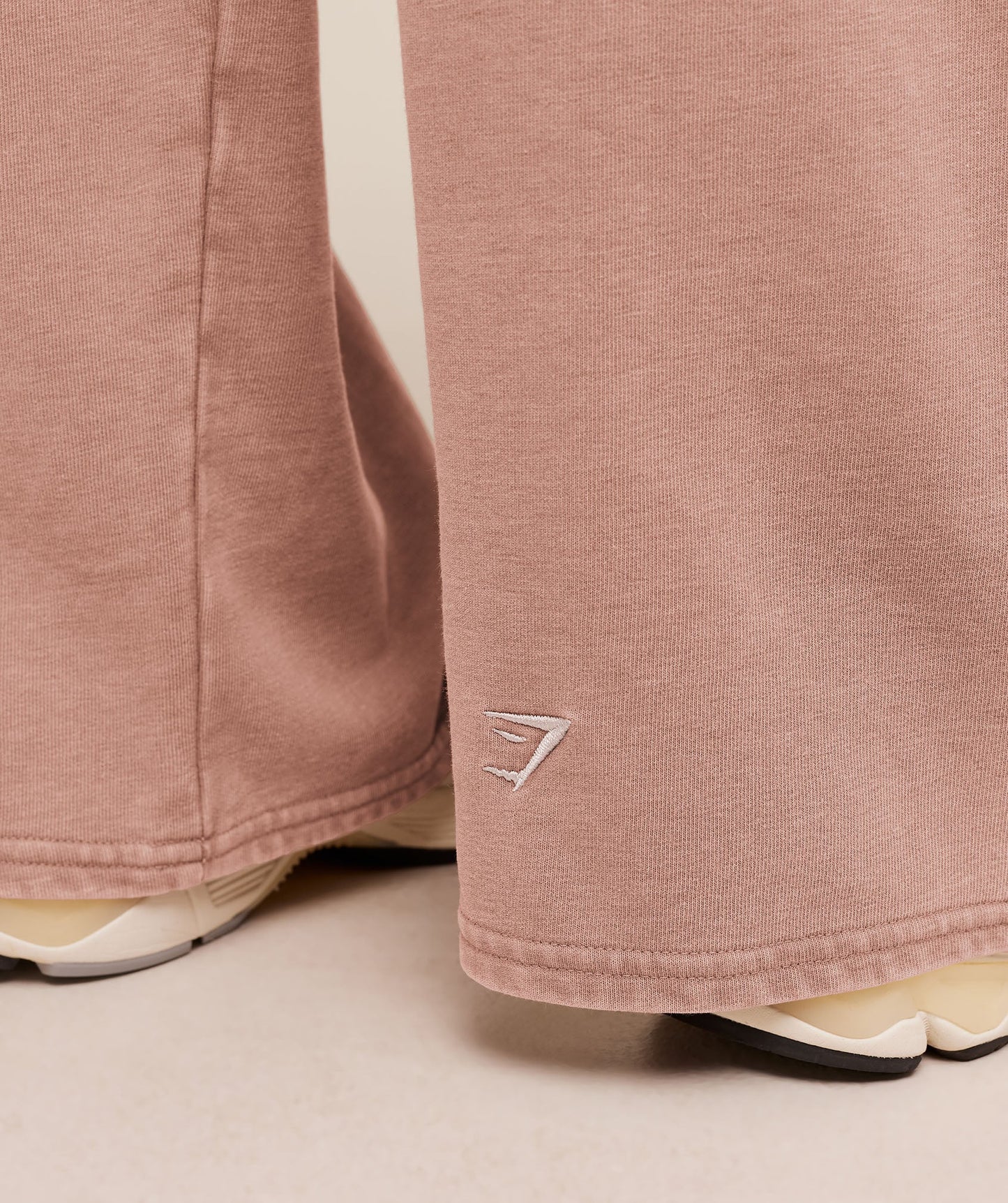 Chainstitch Graphic Wide Leg Joggers - US 4442