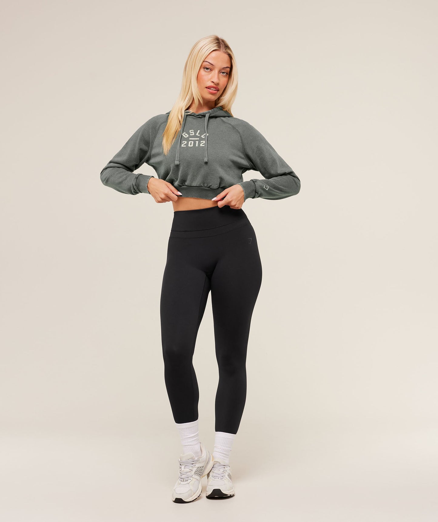 Lifting Club 2012 Graphic Cropped Hoodie - US 4843