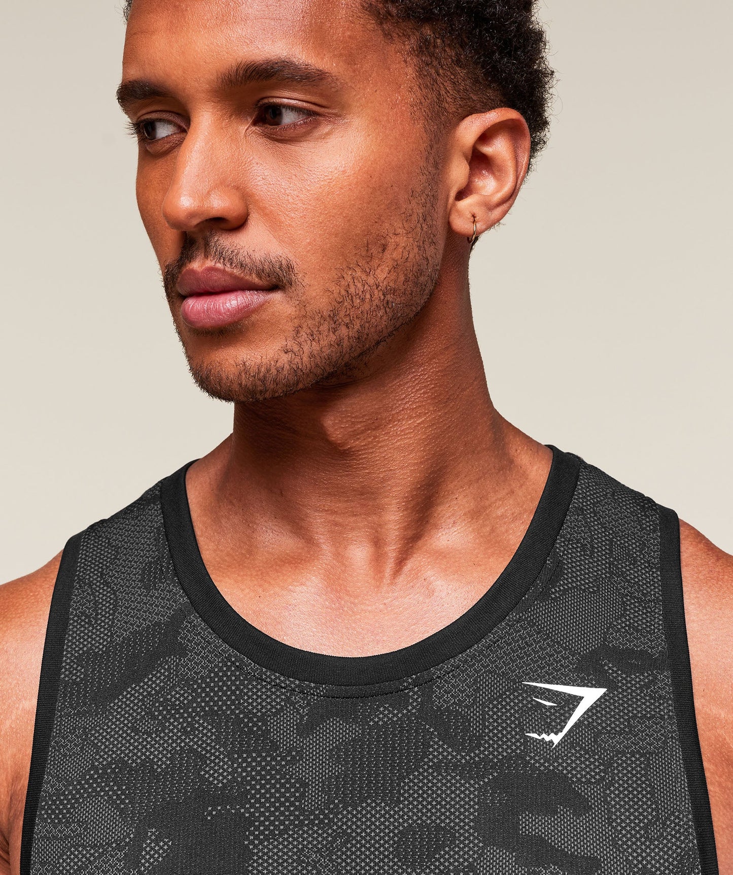 Geo Seamless Tank - US 5700