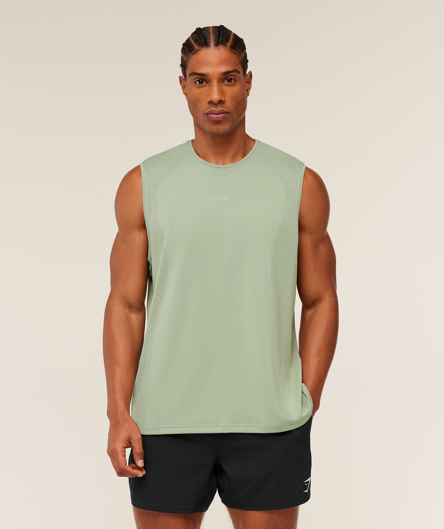 Distance Seamless Tank - US 8941
