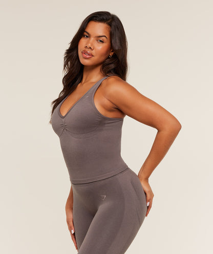 Lift Seamless Tank with Shelf - US 8157