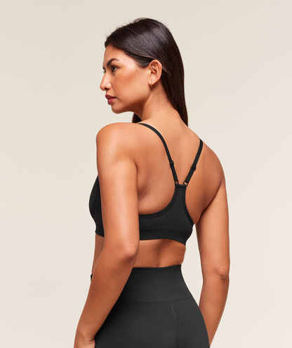 Everyday Seamless Racerback Sports Bra - US 3078