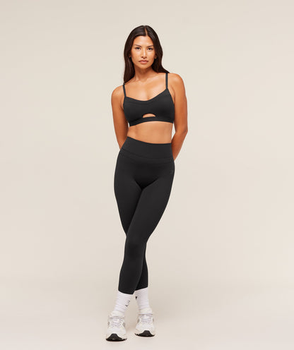 Balcony Peekaboo Sports Bra - US 6884