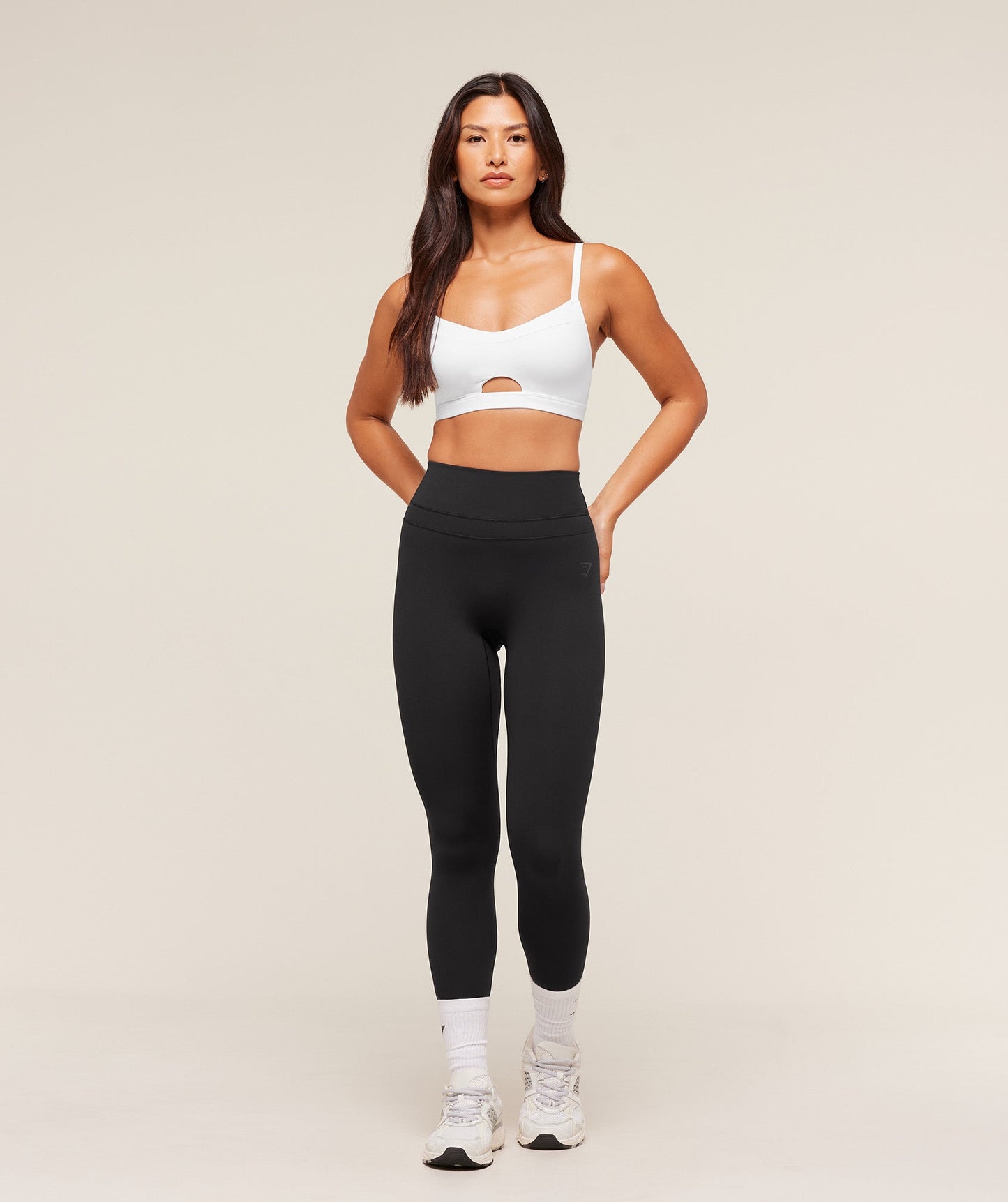 Balcony Peekaboo Sports Bra - US 9364