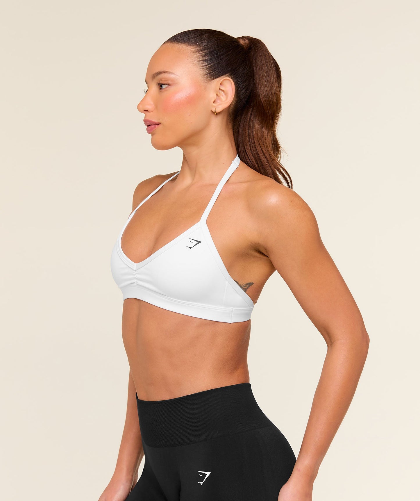 Minimal Halterneck Sports Bra - US 8682