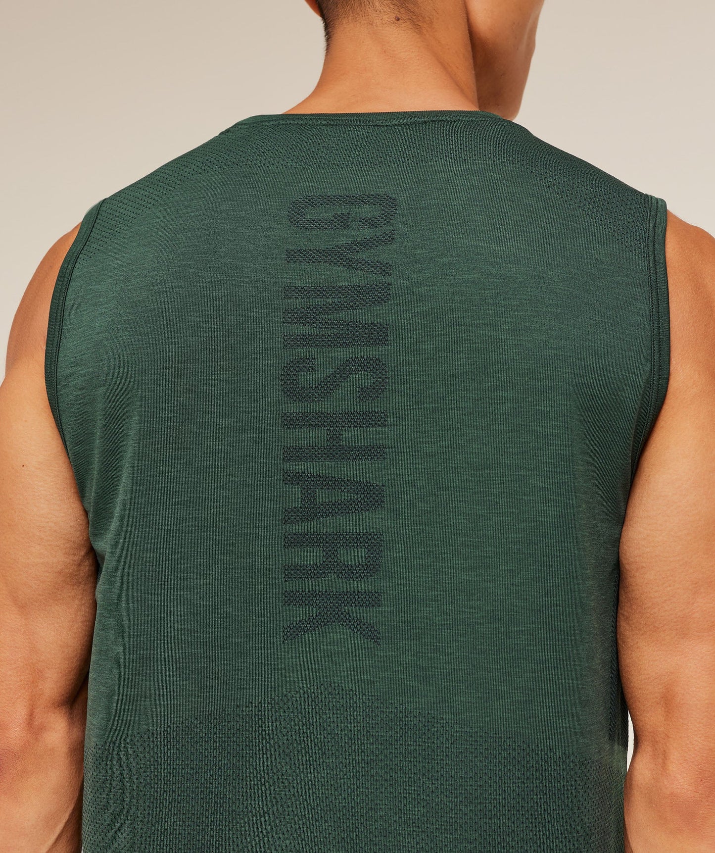 Lightweight Seamless Tank - US 9993