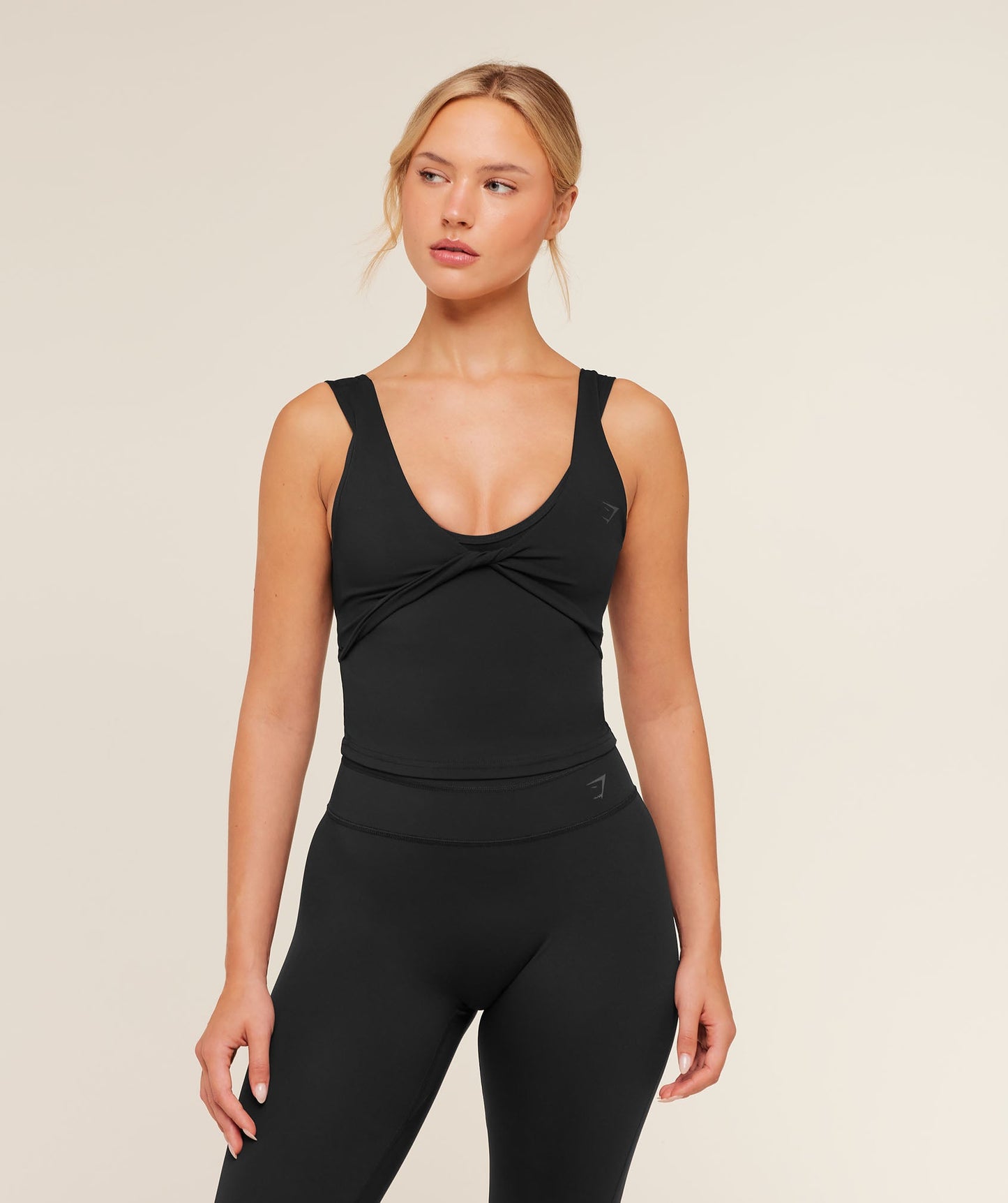 Crossover 2-in-1 Shorts - US 6771