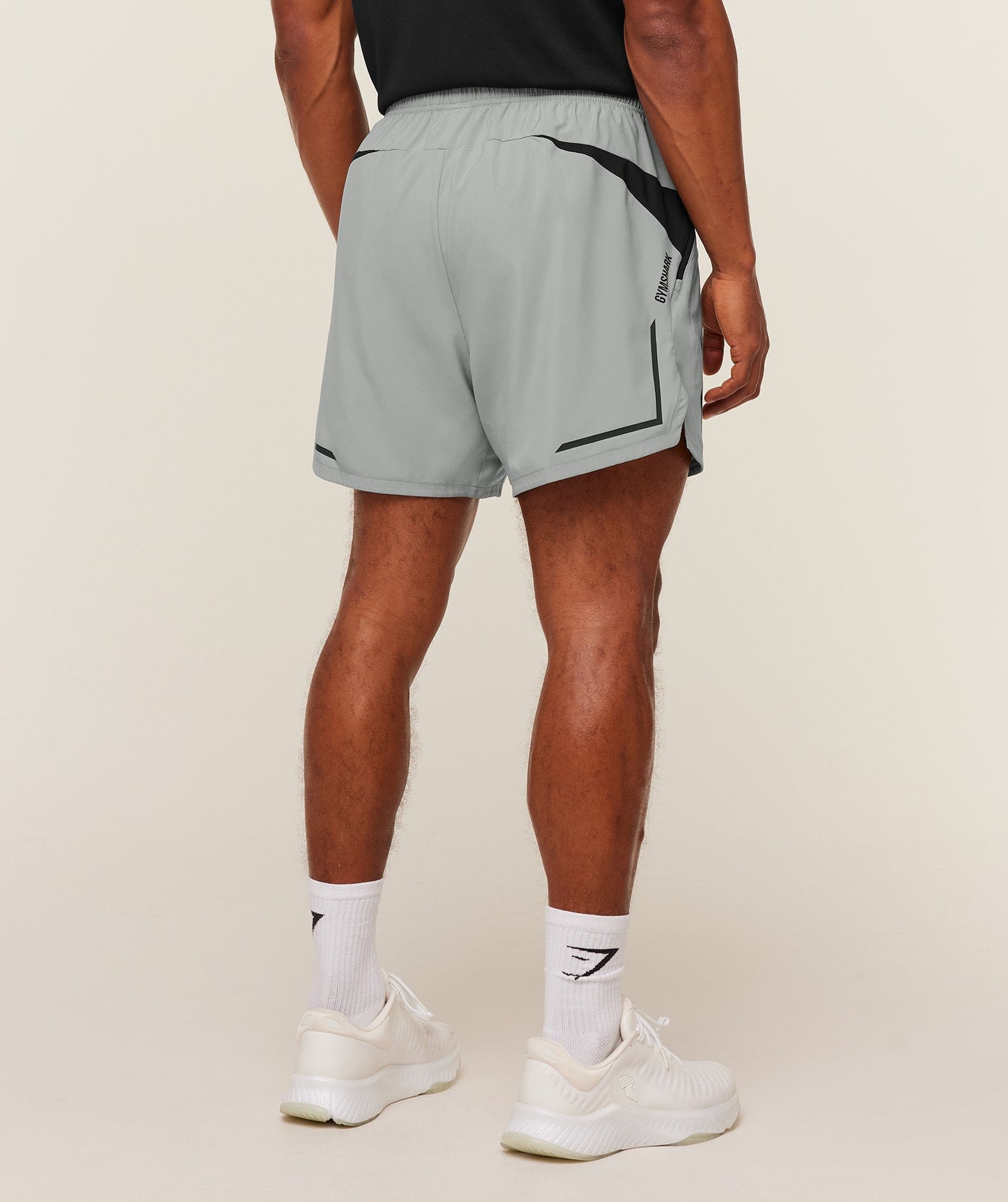 Movement Sport 5\" Shorts - US 8993