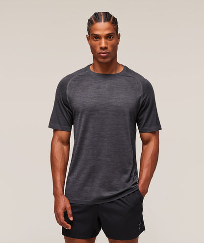 Versatile Seamless T-Shirt - US 7190