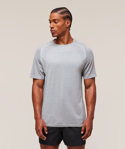 Versatile Seamless T-Shirt - US 7757