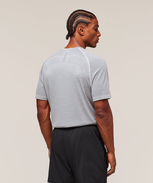 Versatile Seamless T-Shirt - US 7757