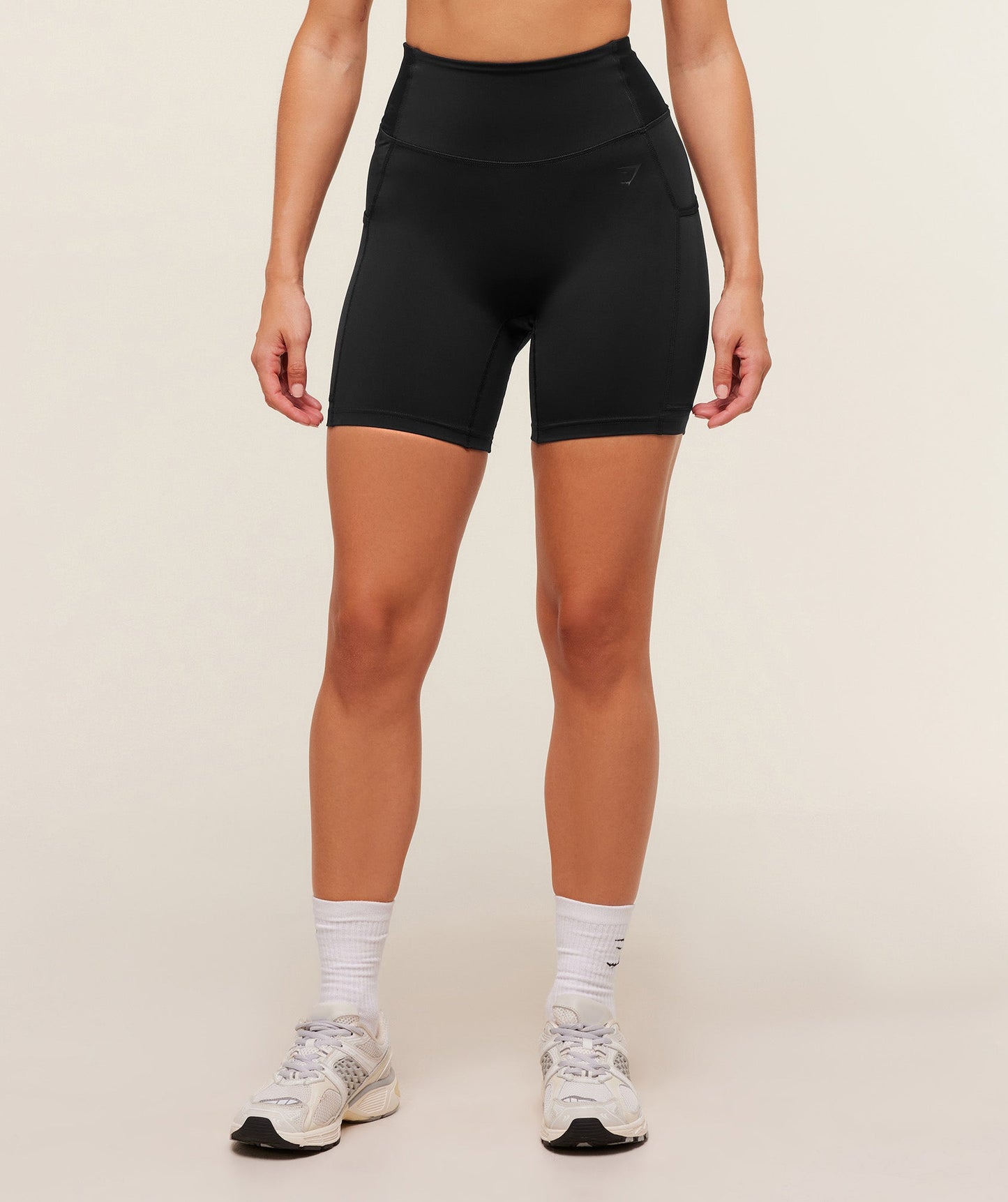 Pocket Shorts - US 5216
