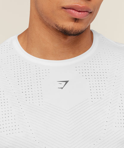Seamless Running T-Shirt - US 8712
