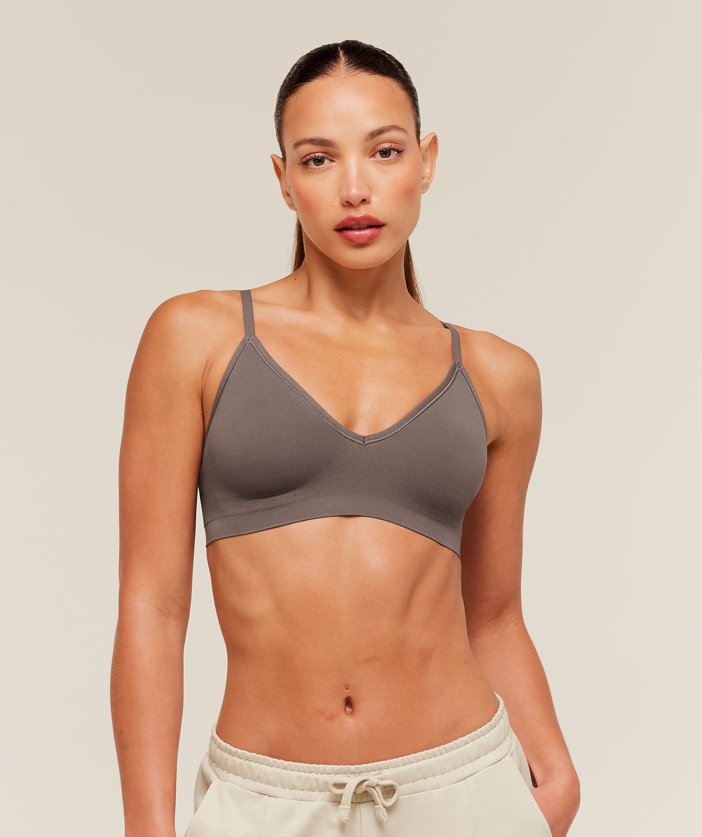 FeatherForm V-Neck Bralette - US 9257
