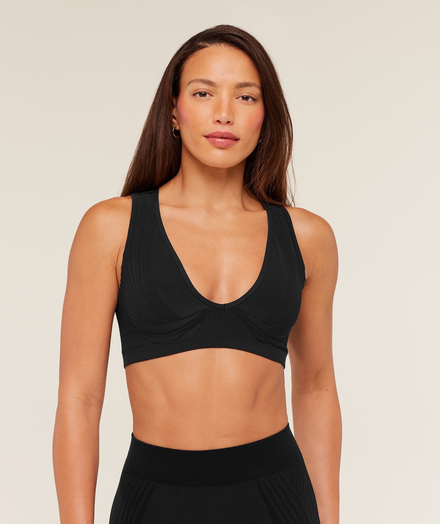 Luxe Light Support Sports Bra - US 3188