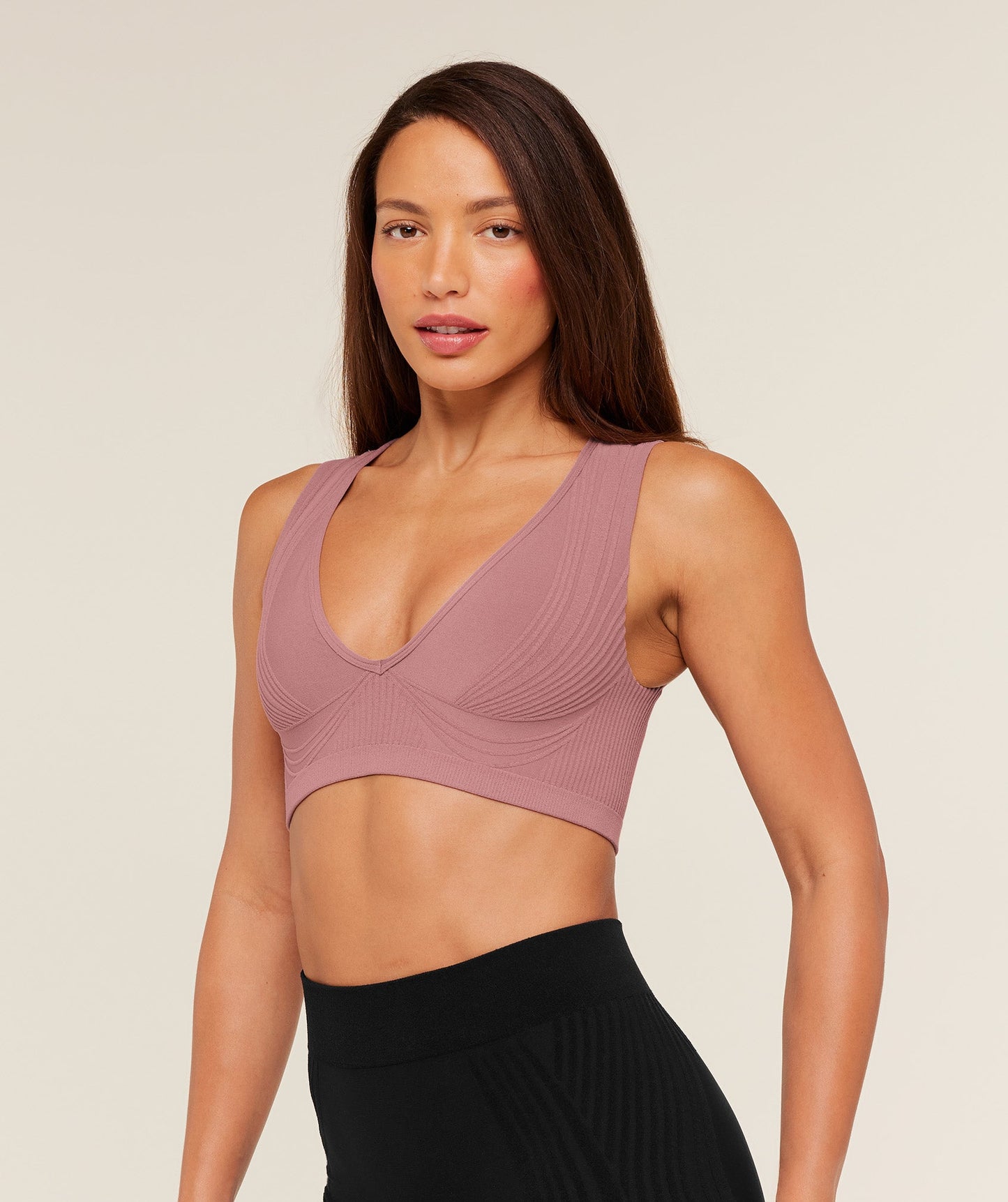 Luxe Light Support Sports Bra - US 5370
