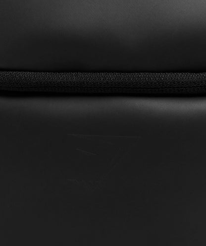 Sleek Washbag - US 8094