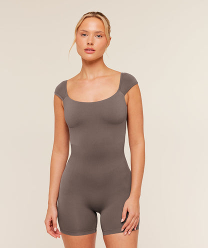 Soft Sculpt Cap Sleeve All-In-One - US 3647
