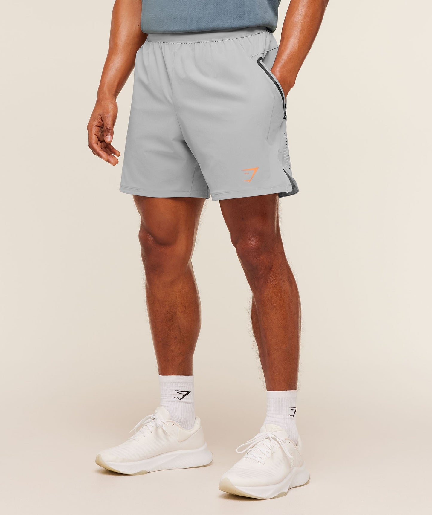 Sport Hybrid 6\" Shorts - US 8483
