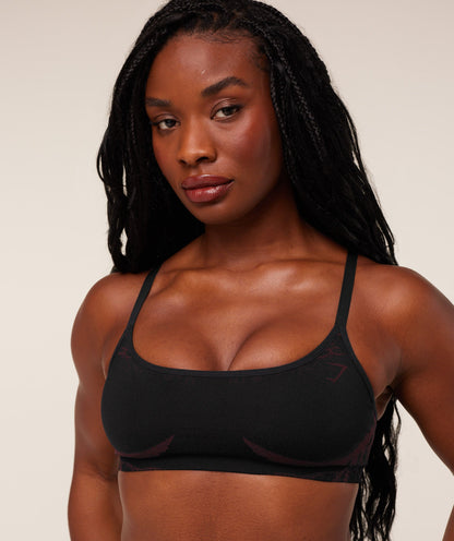 Storm Seamless Sports Bra - US 3047