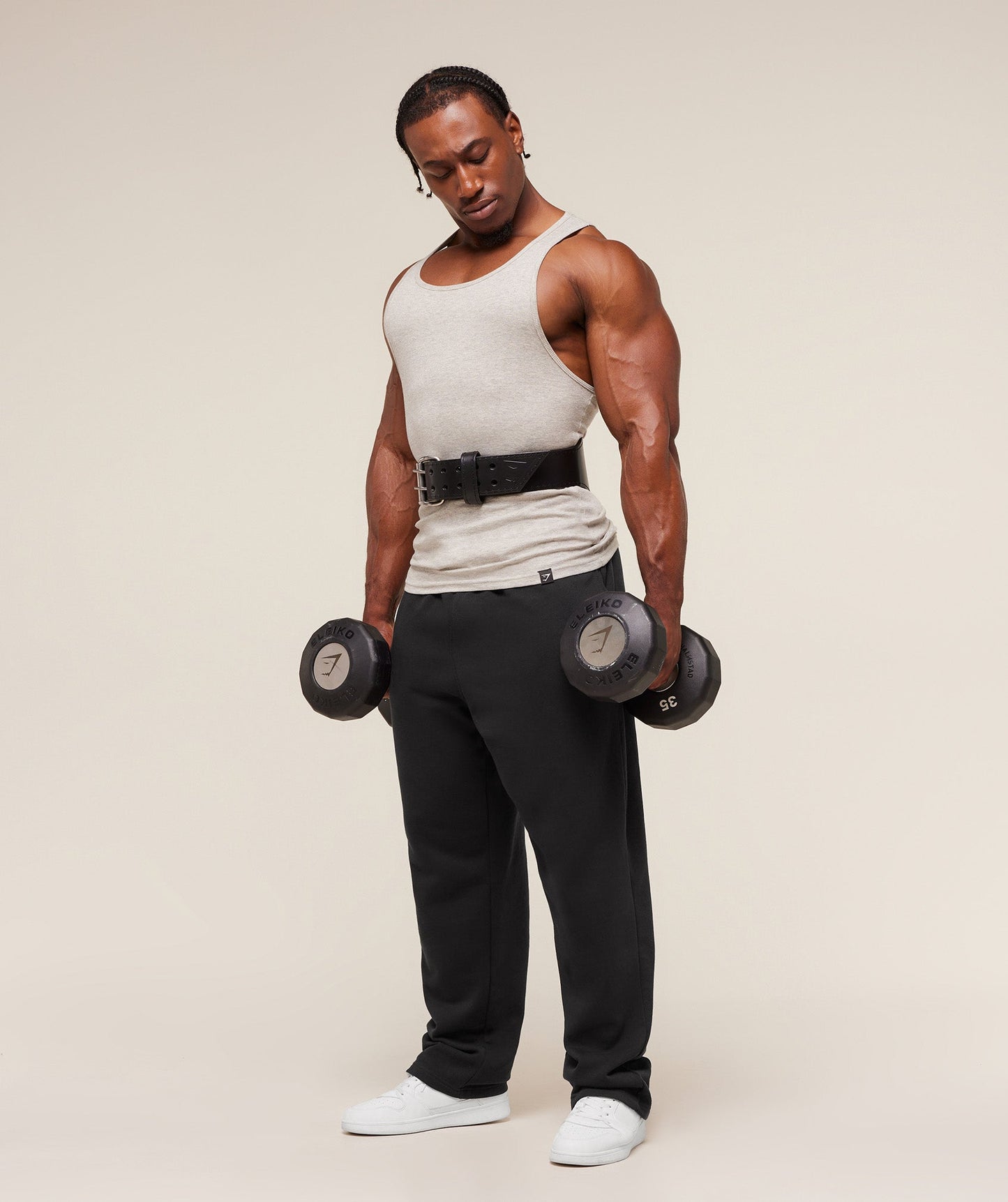 Tapered Double Prong Lifting Belt - US 5367